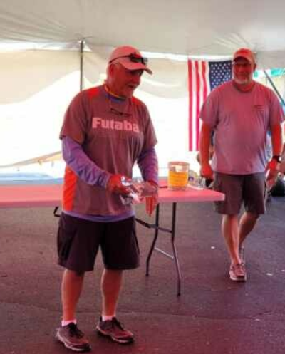 Mark Parker receiving his Overall Champion award.