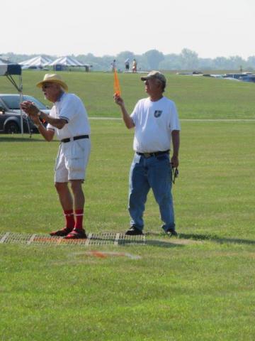 Bob Heywood Judging Pete Mazur's slow speed flight.