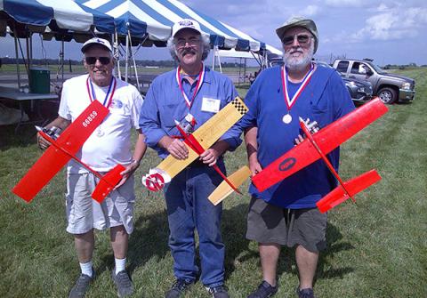 21 Profile Proto Speed winners Dave Rigotti (L), Glen Van Sant (C), and Bill Hughes (R).