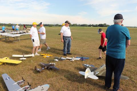 With the tables all set up, everyone was ready to start and get static done.