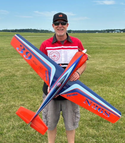 Travis Flynn with Dave Shadel’s Kaze.