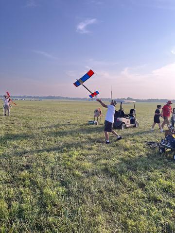 Roger Erridge launches his Midi Pearl with Rossi .15.