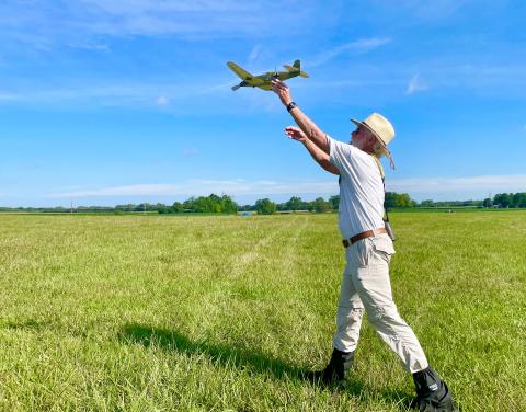 Wally Farrell launches.